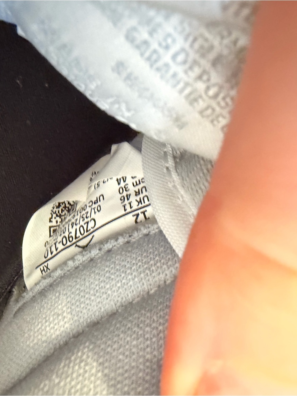 Jordan 1 Retro Low OG - Picture 7 of 7